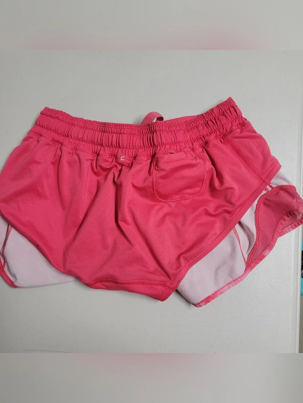 Lululemon Beat The Heat Short Dye Boom Juice Size 4.
